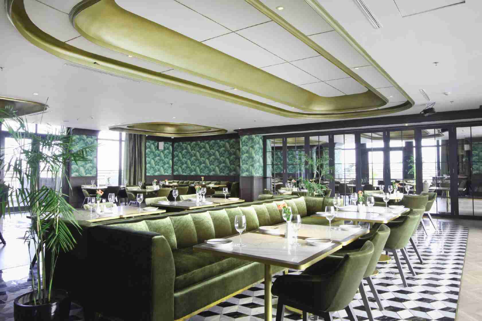 ARTOTEL PORTFOLIO PREMIUM-Tours Ph
