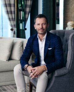 ROSEWOOD HONG KONG APPOINTS ANGUS PITKETHLEY