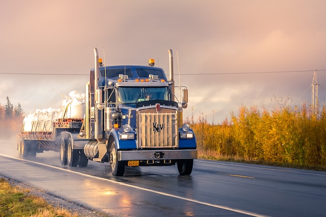 7 Tips to Find the Best Truck Driving Jobs That Suit Your Skills and Preferences